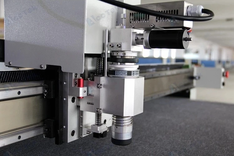 Automatinio padavimo Sistema audinys Audinys, Pjovimo Mašina AKZ1625 CNC Virpesių Peilis Pjovimo Staklės, Kinija - 5