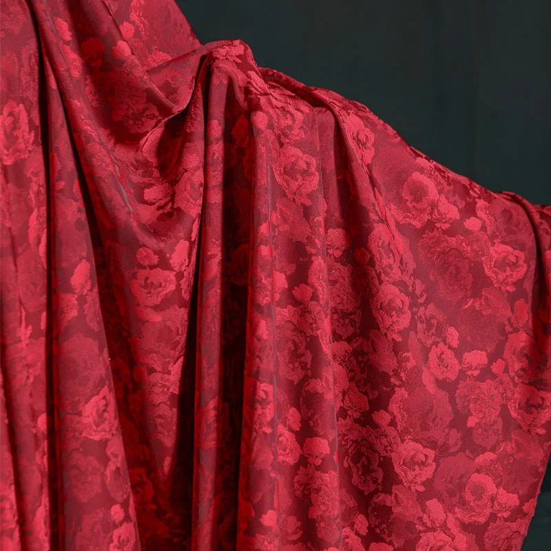 Kinų Stiliaus Raudonos Spalvos Porceliano Viskozė Žakardo Audinio Medžiagos, Drabužių Ir Tekstilės 2023 Rose Cheongsam Suknelė Dizaineris Audinys - 4