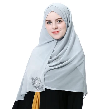 Moteris Musulmonų Pearl Šifono Soild Spalva Dėvėti 180CM Ilgio Hijab Arabijos Islamo Wrap Scarvs Etninės Visiškai Padengti Deimantų Vidinis Skara